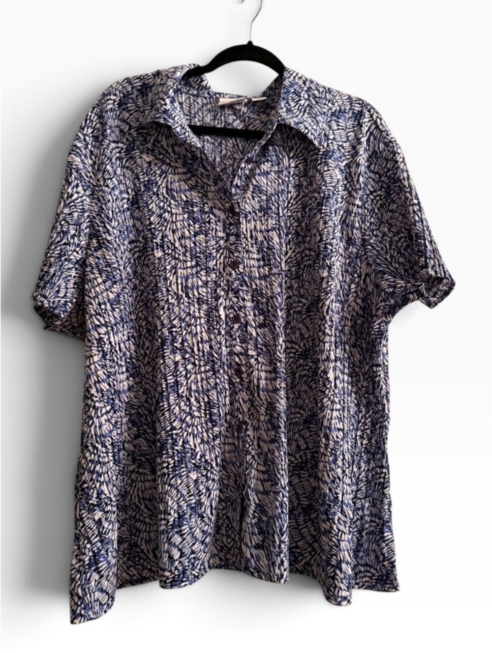 Jaclyn Smith Blue and White Patterned Button-Up Blouse 3X